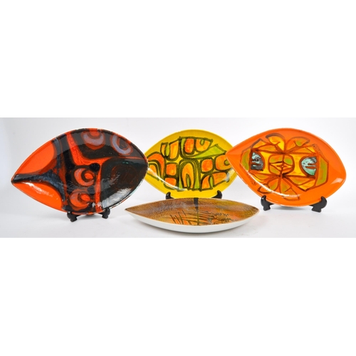 161 - A collection of 4 x retro vintage hand painted tear drop dishes in the 'Delphis' and 'Aegean' design... 