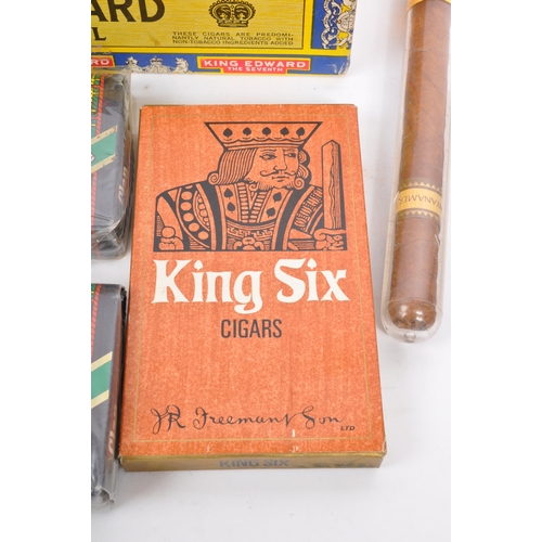 174 - A selection of 20th Century cigars to include Habana, Apanol Favorit and King Six alongside Clan pip... 