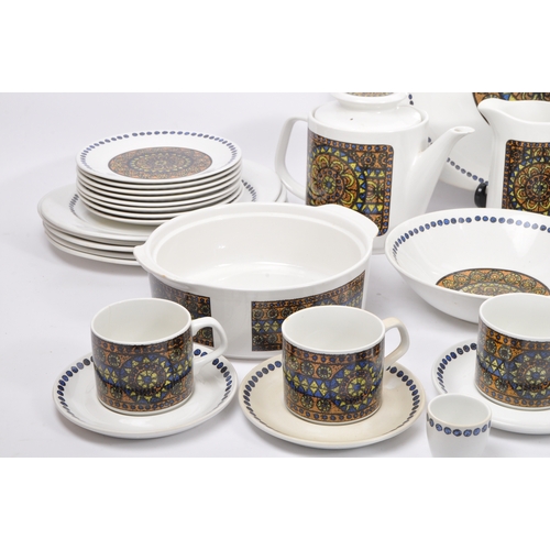 166 - A J&G Meakin, Staffordshire, England retro dinner & tea service in the studio pattern. The set compr... 