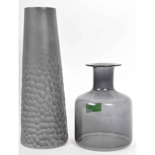 170 - A collection of contemporary studio art glass. Comprising of bulbous necked vase, two other tall cyl... 