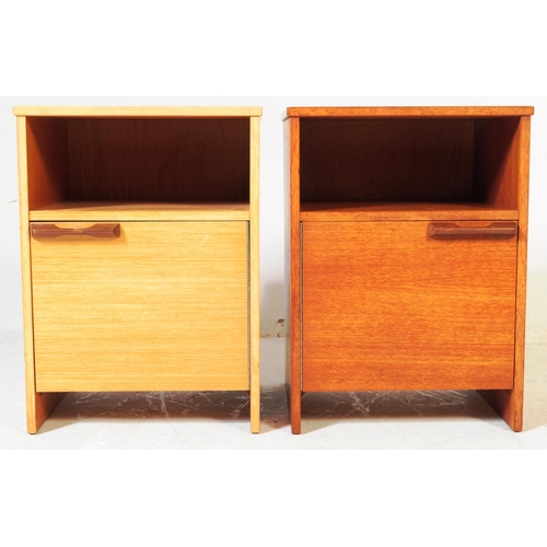 796 - Avalon Furniture Yatton, Somerset - A Pair of retro Mid 20th century Avalon Teak Bedside Cabinets - ... 