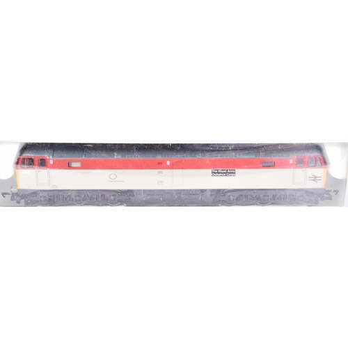 117 - Two Lima made OO gauge model railway diesel trainset locomotives comprising; No. 205114 MWG Class 33... 