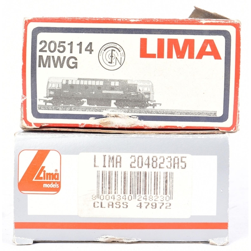 117 - Two Lima made OO gauge model railway diesel trainset locomotives comprising; No. 205114 MWG Class 33... 