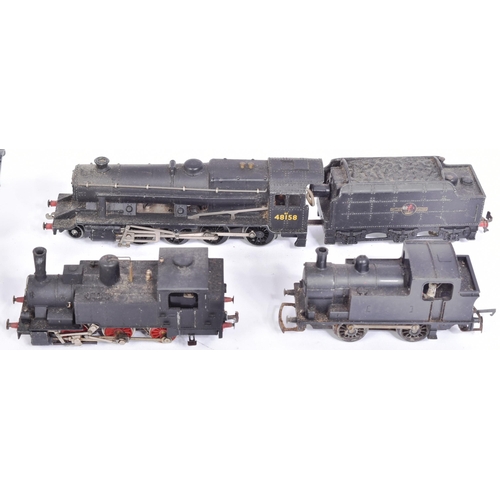 14 - A collection of assorted OO gauge model railway trainset locomotive engines from various makers: Hor... 