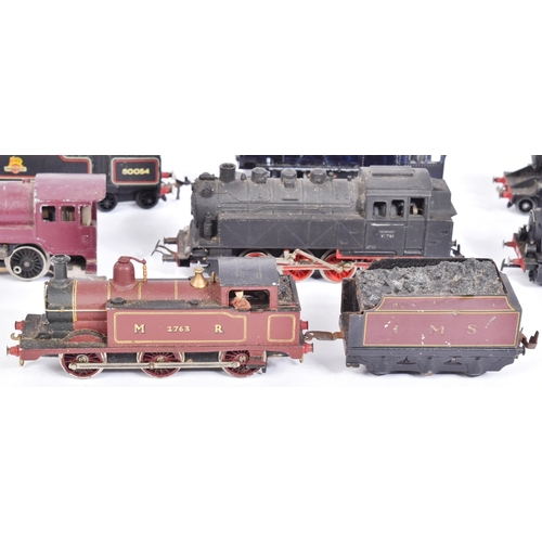 14 - A collection of assorted OO gauge model railway trainset locomotive engines from various makers: Hor... 