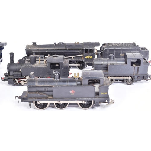 14 - A collection of assorted OO gauge model railway trainset locomotive engines from various makers: Hor... 