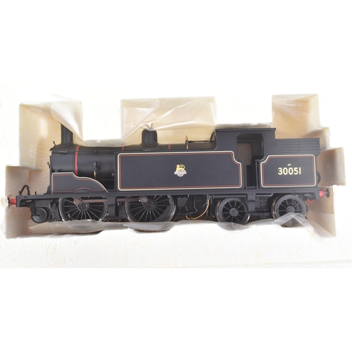 142 - A vintage Hornby OO gauge model railway trainset locomotive engine No. R2504 Class M7 Locomotive '30... 