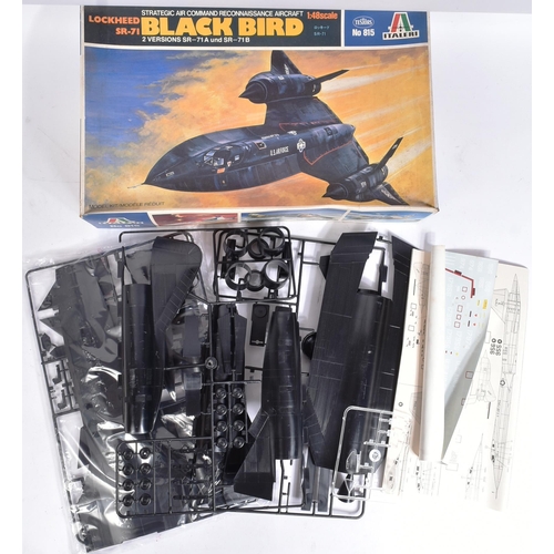 180 - A collection of x13 assorted vintage plastic model kits of aircraft and aviation interest from vario... 