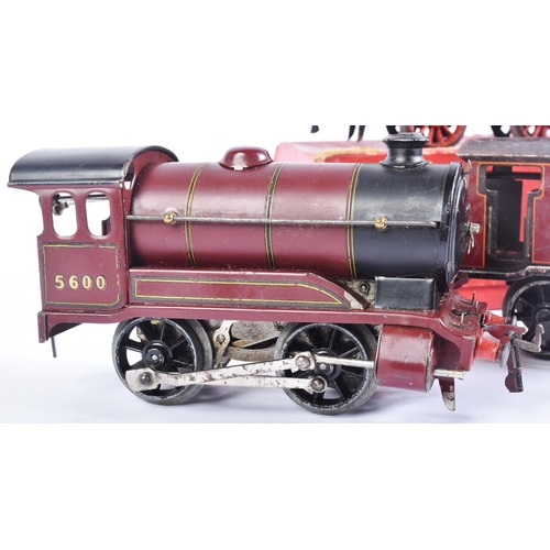 237 - Model Railway - a collection of x4 Hornby O gauge tinplate clockwork model railway trainset locomoti... 