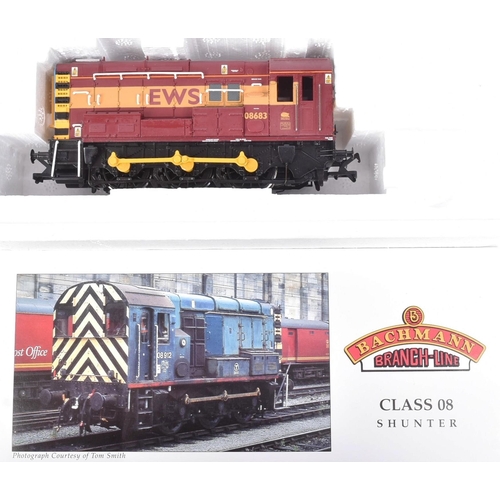 263 - Two vintage Bachmann Branch-Line OO gauge model railway trainset locomotive engines comprising; No. ... 