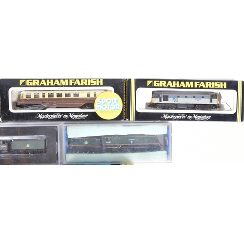 280 - Model Railway - a collection of assorted Bachmann / Graham Farish N gauge model railway trainset loc... 