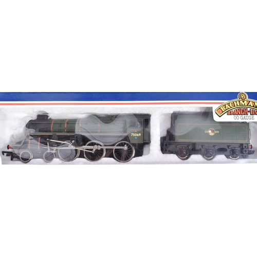 298 - Model Railway - x2 original Bachmann made ' Branch Line ' OO gauge model railway trainset locomotive... 