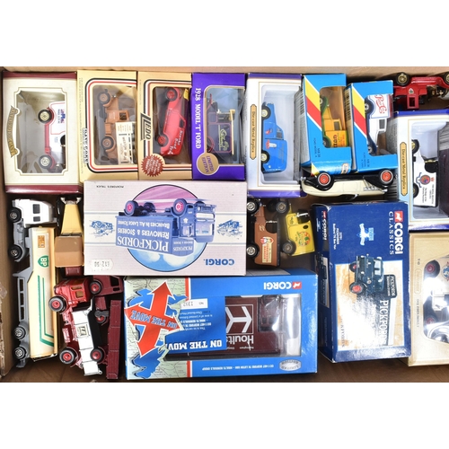 308 - Diecast - a large collection of assorted model cars and other vehicles. Largely Matchbox Models of Y... 