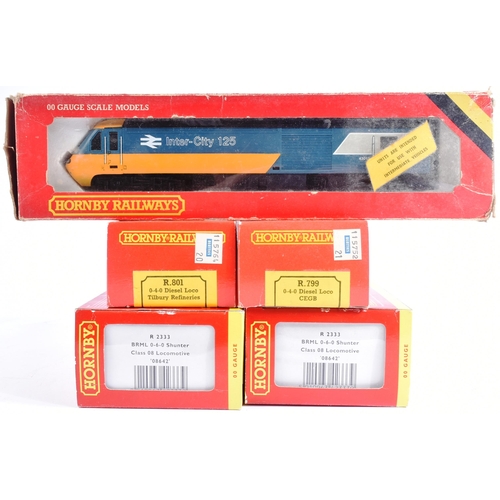 68 - A collection of x5 vintage Hornby OO gauge model railway trainset locomotives. Comprising of x2 R233... 