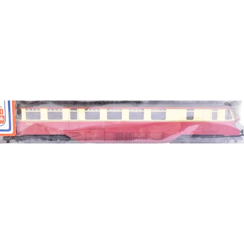 69 - Three Lima made OO gauge model railway diesel trainset locomotives comprising; No. 205133 MWG, No. 2... 