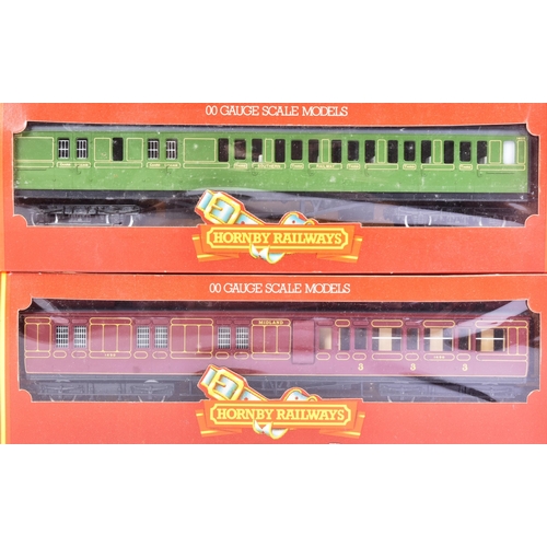 76 - A collection x12 of assorted Hornby OO gauge model railway trainset locomotive rolling stock coaches... 