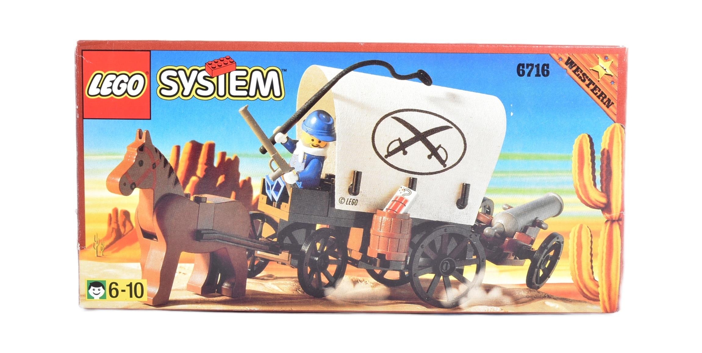 Lego - 6716 Weapon's Wagon - an original vintage 1996 boxed set from the  Western series. Appears 100