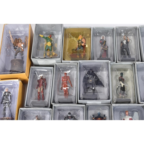 736 - Marvel Universe - a large collection of Eaglemoss collectible Marvel Chess figures. Detailed figurin... 