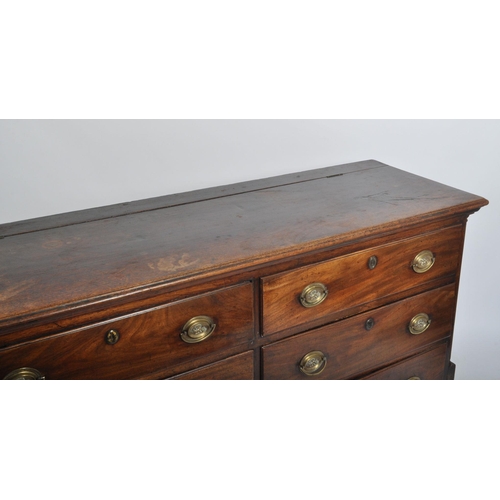 247 - A George III late 18th century mahogany hinged top mule chest - chest of drawers / sideboard. The ch... 