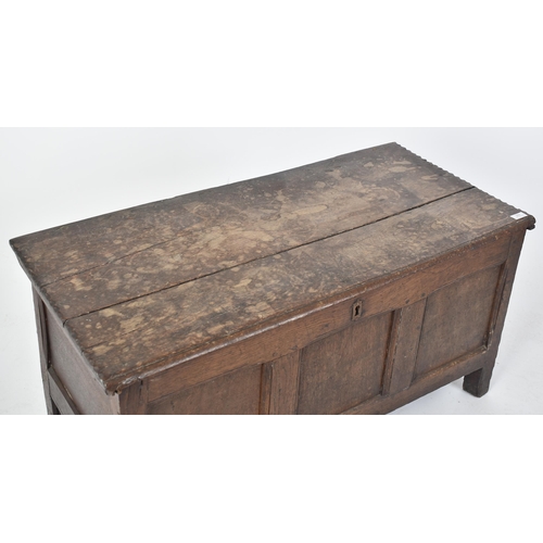 292 - An 18th century George III oak panelled coffer blanket box chest. The coffer having a hinged top ope... 