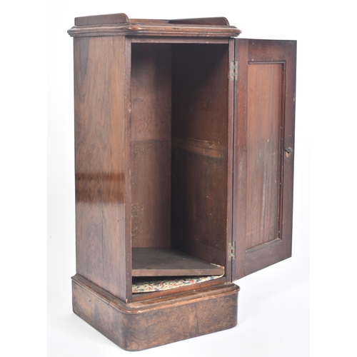 372 - A 19th century Victorian burr walnut bedside pot cupboard / nightstand. The bedside of upright pedes... 