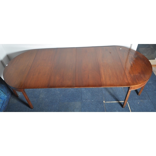 193 - An 18th century George III mahogany D end extending dining table. Comprises two demi lune ends with ... 