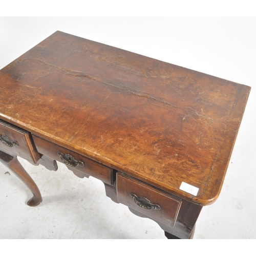 299 - A George III 18th century walnut low boy occasional side table. The low boy having a chamfered round... 