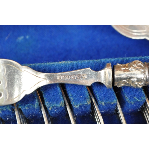 1044 - A canteen of silver plate / EPNS cutlery, mostly by Henry Wilkinson & Co of Sheffield plus some from... 