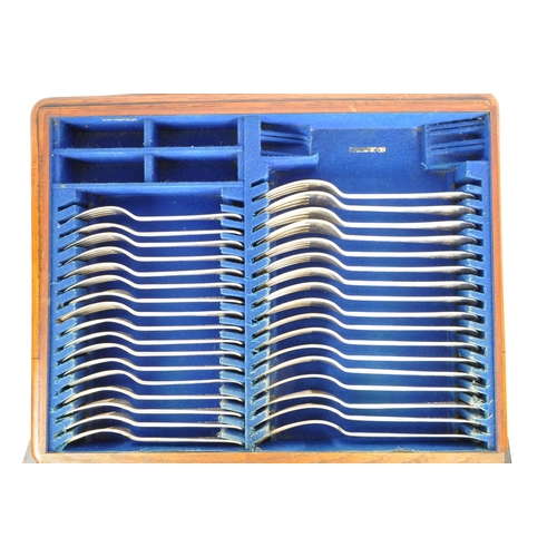 1044 - A canteen of silver plate / EPNS cutlery, mostly by Henry Wilkinson & Co of Sheffield plus some from... 