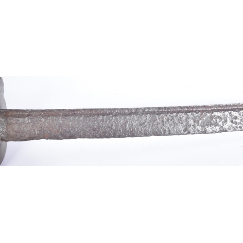 122 - A late 18th Century believed British Infantry Hanger Sword. Ribbed brass grip, half basket hilt and ... 