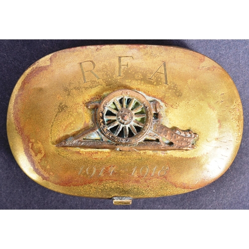 33 - A WWI First World War British RFA Royal Field Artillery brass snuff box. Inscribed to the front  R.F... 