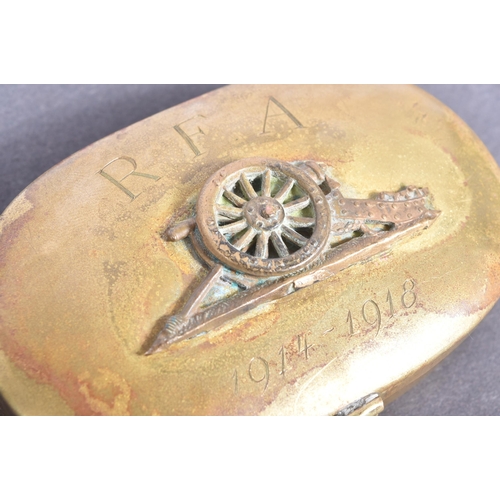 33 - A WWI First World War British RFA Royal Field Artillery brass snuff box. Inscribed to the front  R.F... 