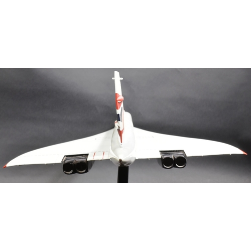 6 - Concorde - G-BOAC - a large 120cm long vintage model of Concorde G-BOAC (204), likely a travel agent... 