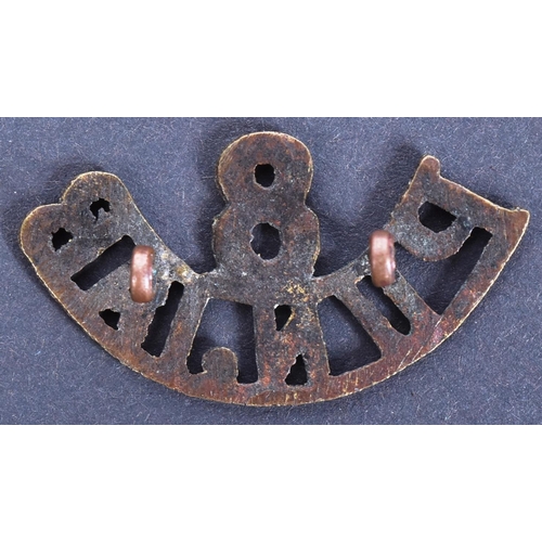 7 - WWII Second World War - an original 8th Punjab Regiment sweetheart's brooch featuring the 8 Punjab r... 