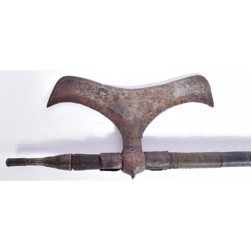 83 - An early 20th Century Indian tribal Bulova / Bullova axe from Chota Nagpur. Double crescent shaped h... 