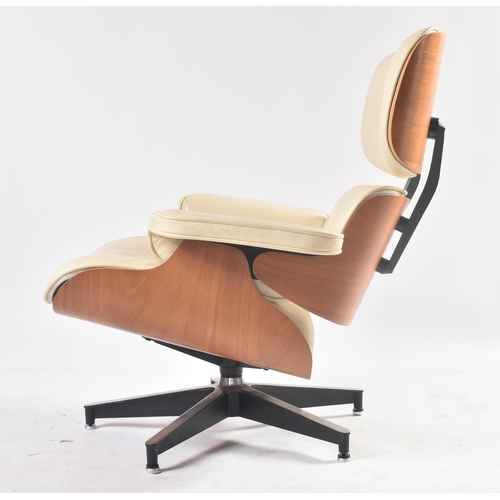 50 - After Charles & Ray Eames - Herman Miller - Lounge Chair - A contemporary Eames style retro vintage ... 