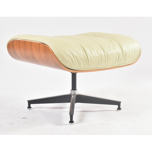 50 - After Charles & Ray Eames - Herman Miller - Lounge Chair - A contemporary Eames style retro vintage ... 