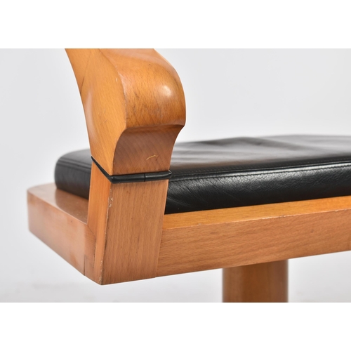 58 - Massimo Scolari x Giorgetti - Spring model - An early 2000s Italian swivel office desk chair. The ch... 