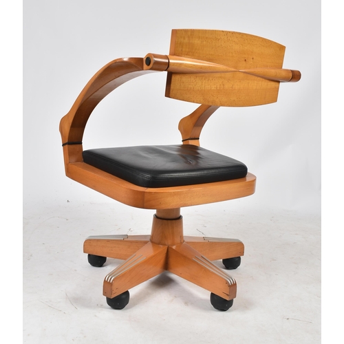 58 - Massimo Scolari x Giorgetti - Spring model - An early 2000s Italian swivel office desk chair. The ch... 