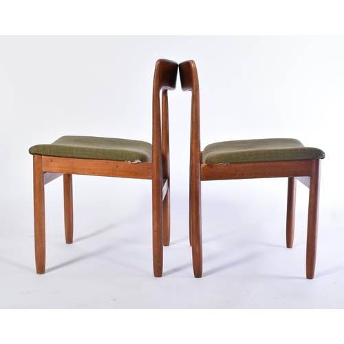 75 - Roeds Bjarnum - Sweden - A vintage mid 20th century Swedish teak Roeds Bjarnum extending oval dining... 