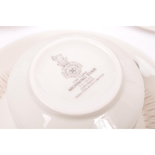 117 - Royal Doulton - Morning Star - A 20th century vintage china Royal Doulton eight person tea and dinne... 
