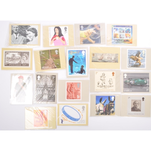 497 - A large collection of 300+ 20th century black & white / coloured Royal Mail United Kingdom multiple ... 