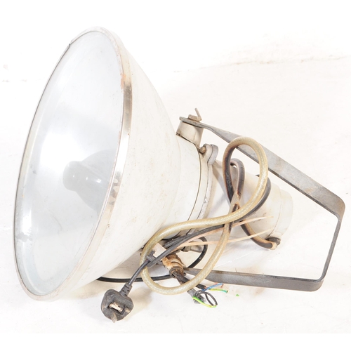 626 - A retro mid 20th century industrial factory metal hanging ceiling flood light. Of tapering conical f... 