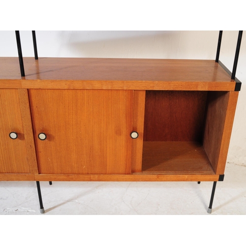 635 - British Modern Design - Vintage mid 20th century beech wood sideboard / Cupboard. Integrated design ... 