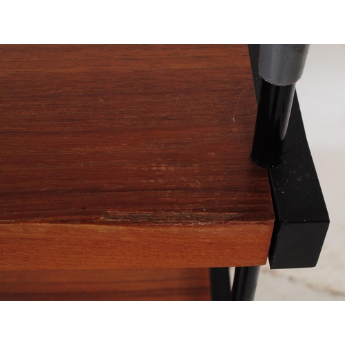 635 - British Modern Design - Vintage mid 20th century beech wood sideboard / Cupboard. Integrated design ... 