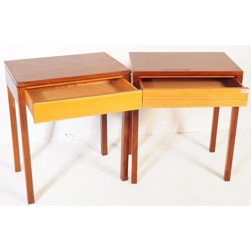639 - British Modern Design - A pair of retro mid 20th century British furniture teak side occasional tabl... 