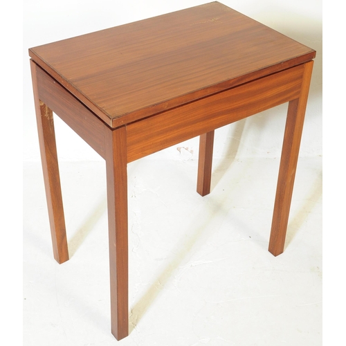 639 - British Modern Design - A pair of retro mid 20th century British furniture teak side occasional tabl... 