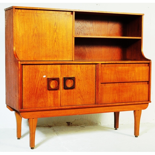 651 - Elliotts of Newbury - A mid 20th century retro teak higboard / sideboard. Having a pull down door ca... 