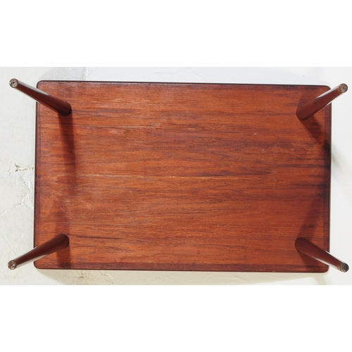 665 - Georg Petersen - Mobelfabrik for Selectform. Retro mid 20th century teak occasional side coffee tabl... 