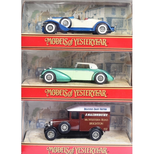 138 - Diecast - a collection of x15 Matchbox Models of Yesteryear / Y-Series diecast models. Examples to i... 